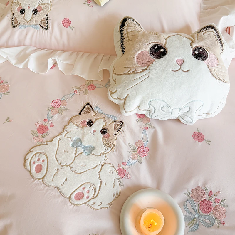 Pink Pure cotton cute cartoon  - Embroidery Quilt Cover ulasan dan harga