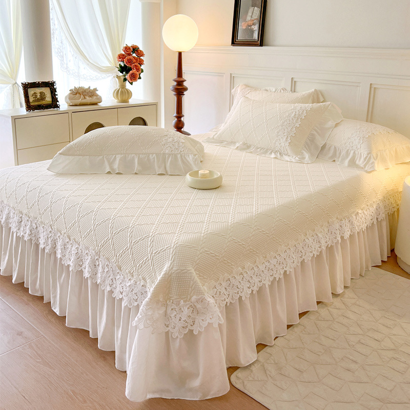 French Embroidery Luxury Cooli - Embroidery Quilt Cover ulasan dan harga